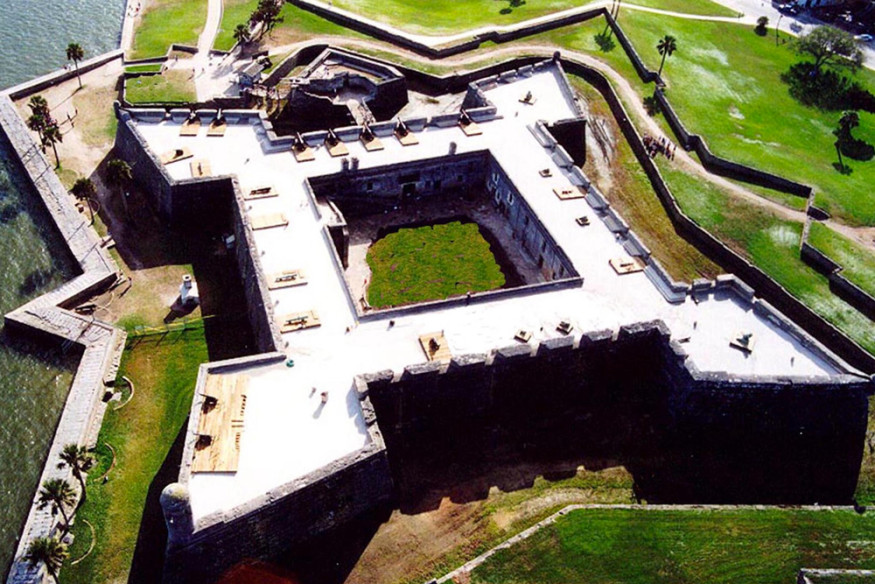 Castillo de San Marcos National Monument - Guest Advantage